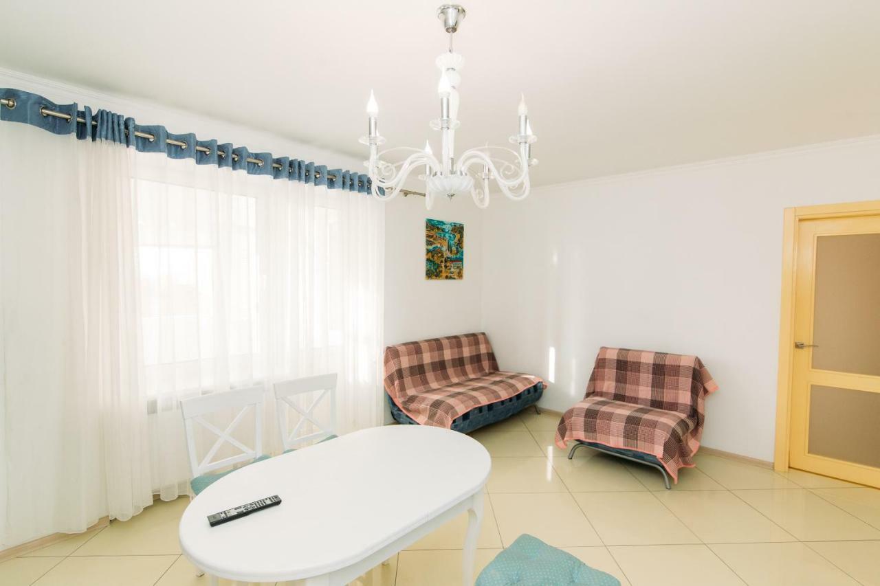 Luxury Studio Apart-Hotel In Centre 2 Room Sumy Exterior foto